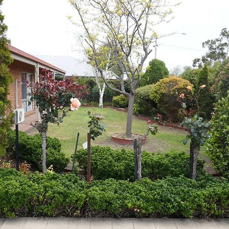 Colonial Motor Inn Bairnsdale Golden Chain Property Zewnętrze zdjęcie
