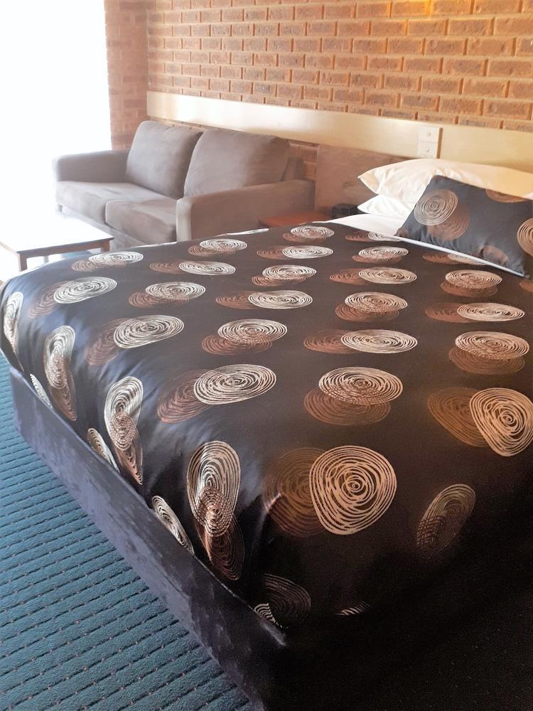 Colonial Motor Inn Bairnsdale Golden Chain Property Zewnętrze zdjęcie