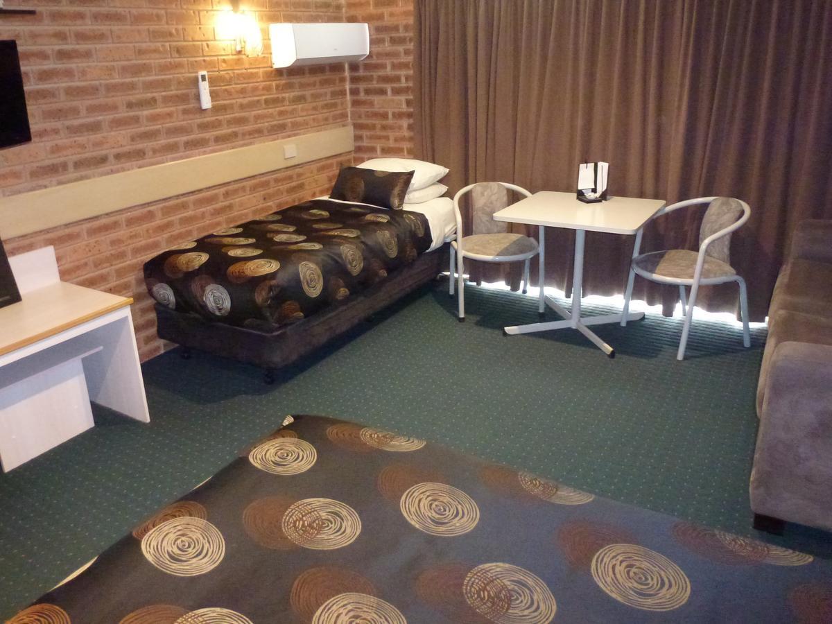 Colonial Motor Inn Bairnsdale Golden Chain Property Zewnętrze zdjęcie