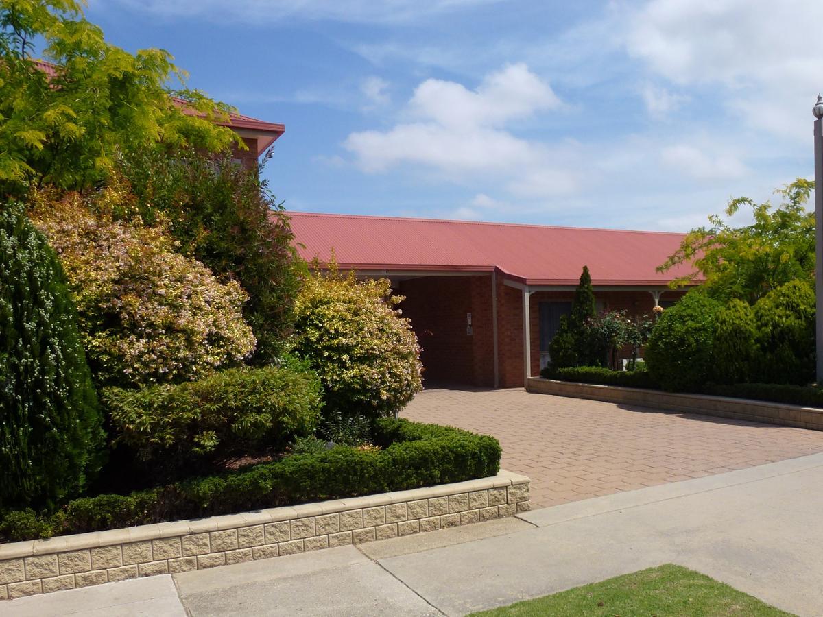 Colonial Motor Inn Bairnsdale Golden Chain Property Zewnętrze zdjęcie